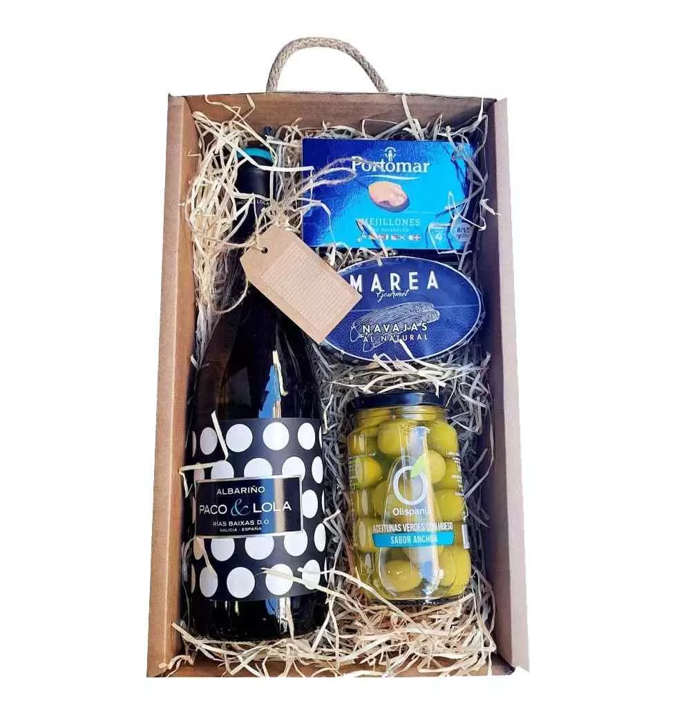 Coastal Delights Hamper