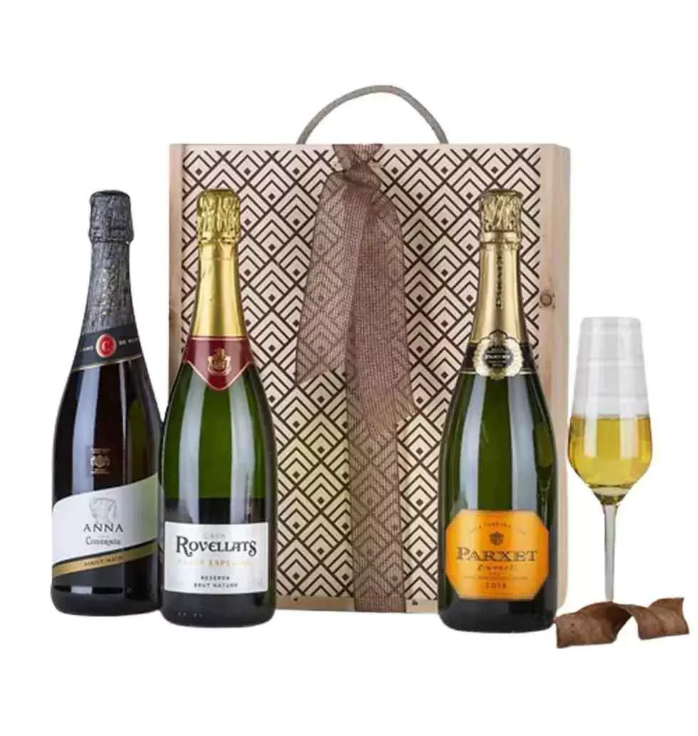 Delightful Sparkling Trio Gift Set